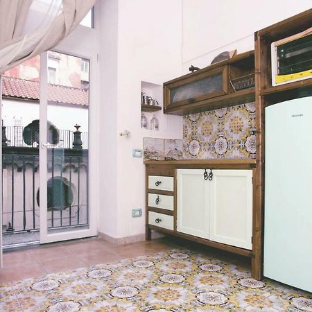 Casa Antonia Apartment Napoli Bagian luar foto